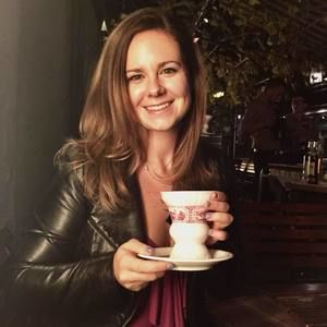 Meet your Posher, Alexandra